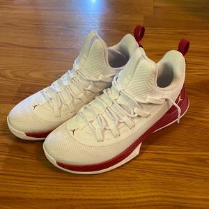 Jordan Ultra.Fly 2 Low White/Gym Red Sneakers
